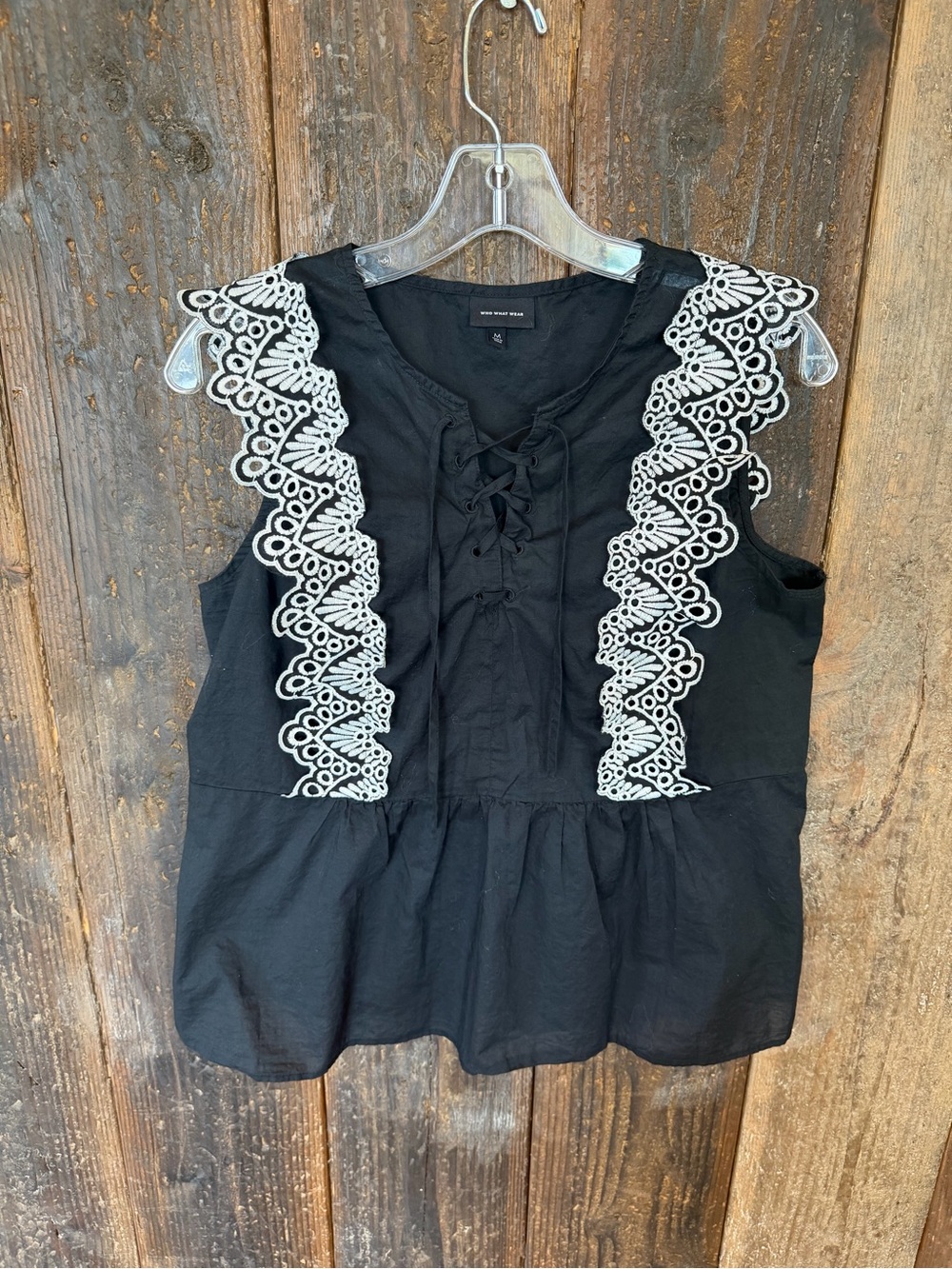 Who What Wear Black Sleeveless Lace-Trim Peplum Camisole